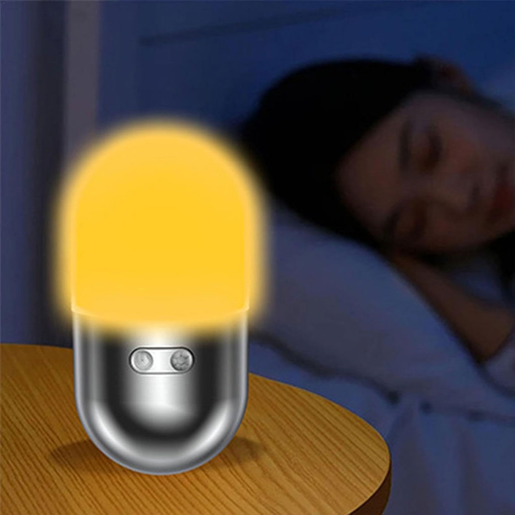 Lampe de camping rechargeable avec changement de couleur RVB – مصباح تخييم ملون