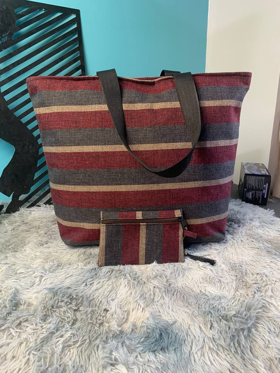 Sac à main burberry Grande capacité avec un portefeuille pour femme