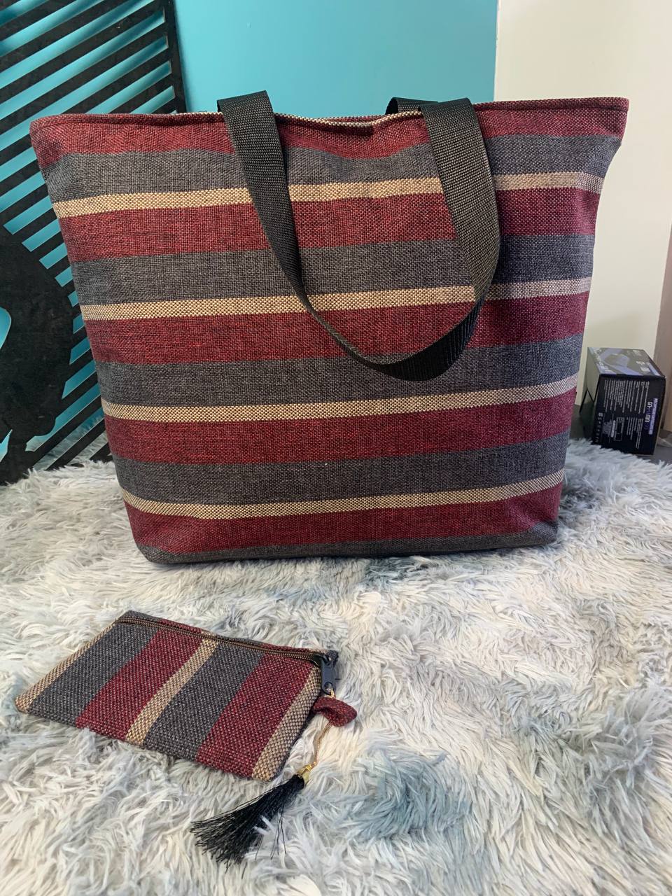 Sac à main burberry Grande capacité avec un portefeuille pour femme