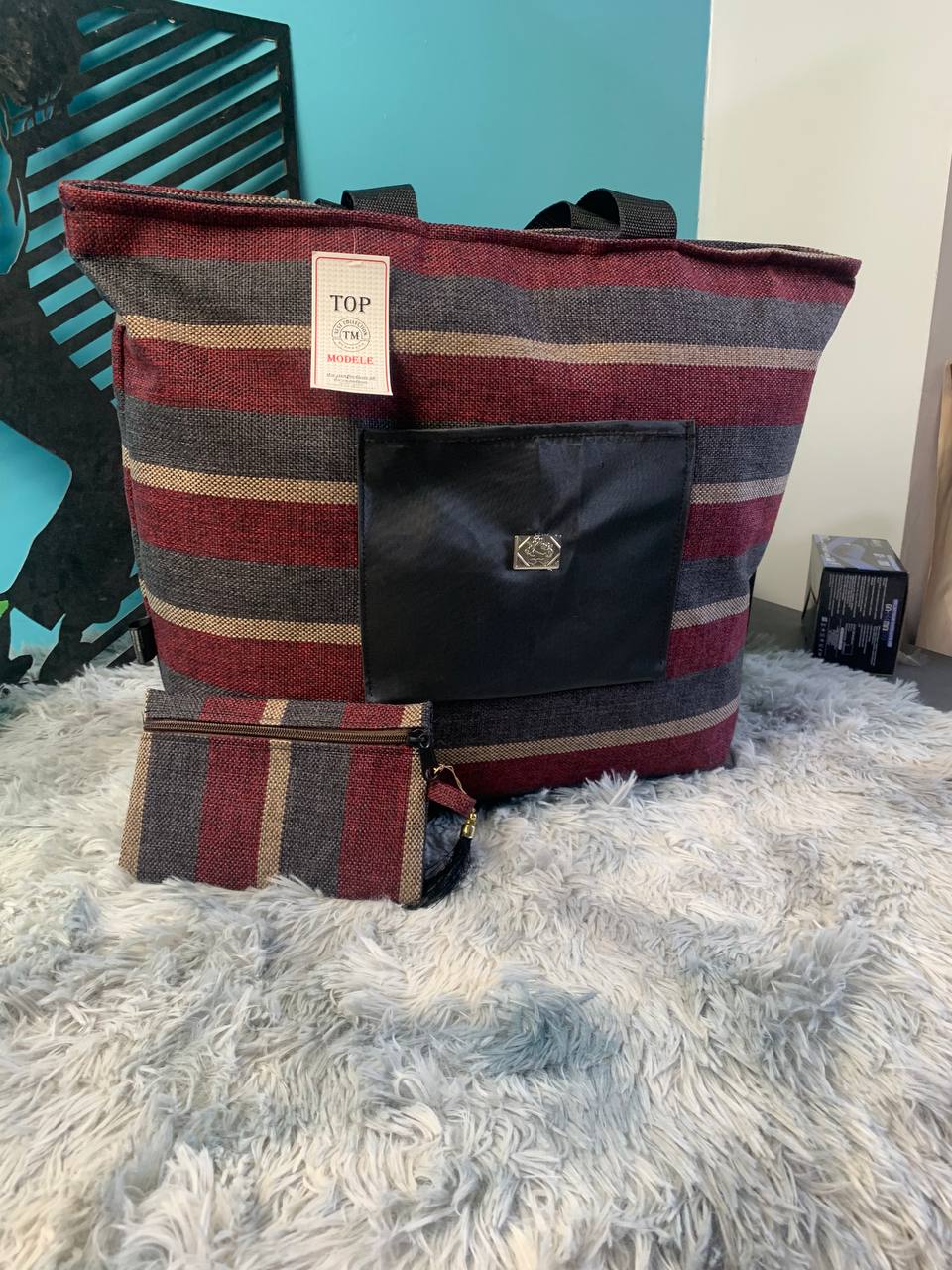 Sac à main burberry Grande capacité avec un portefeuille pour femme